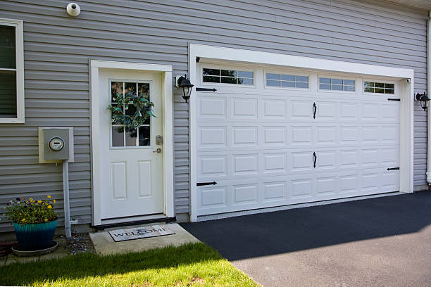24/7 Emergency Garage Door Roller Replacement experts in North Hornell, NY